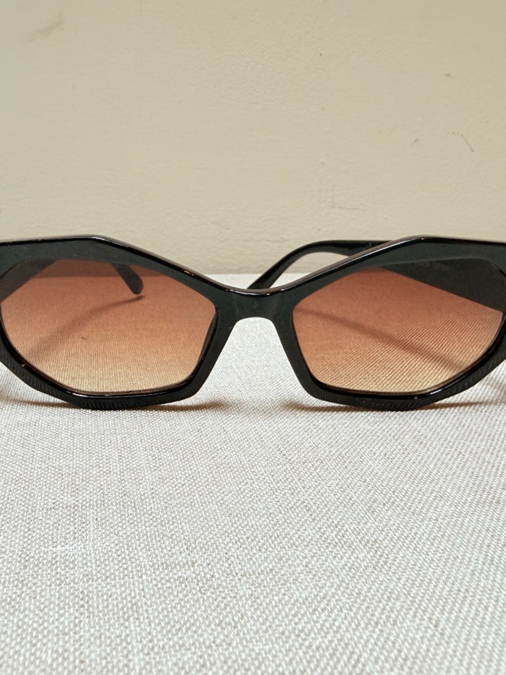 Vintage Look AJ Morgan Chocolate Brown Cat Eye Style Sunglasses